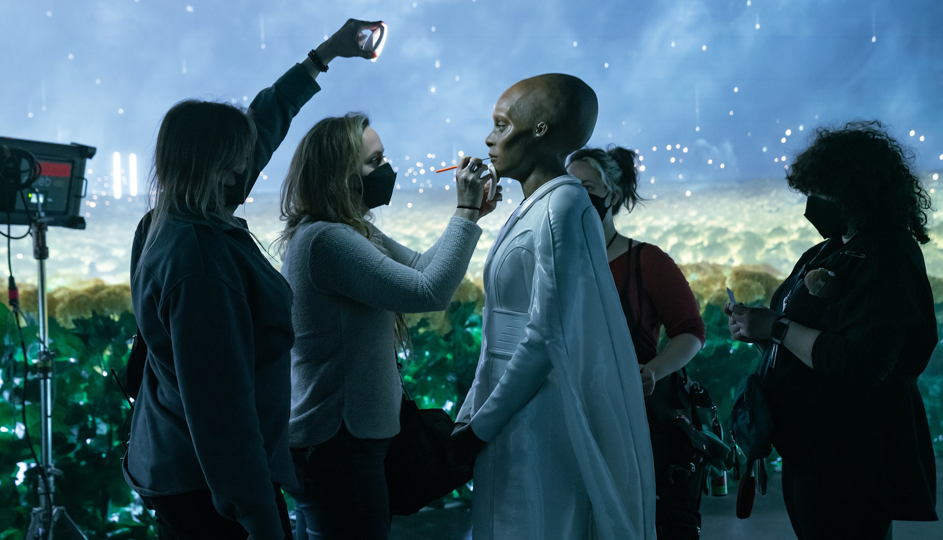 Behind-the-scenes on Discovery Season 5 showing makeup being applied to an actor playing a Progenitor.