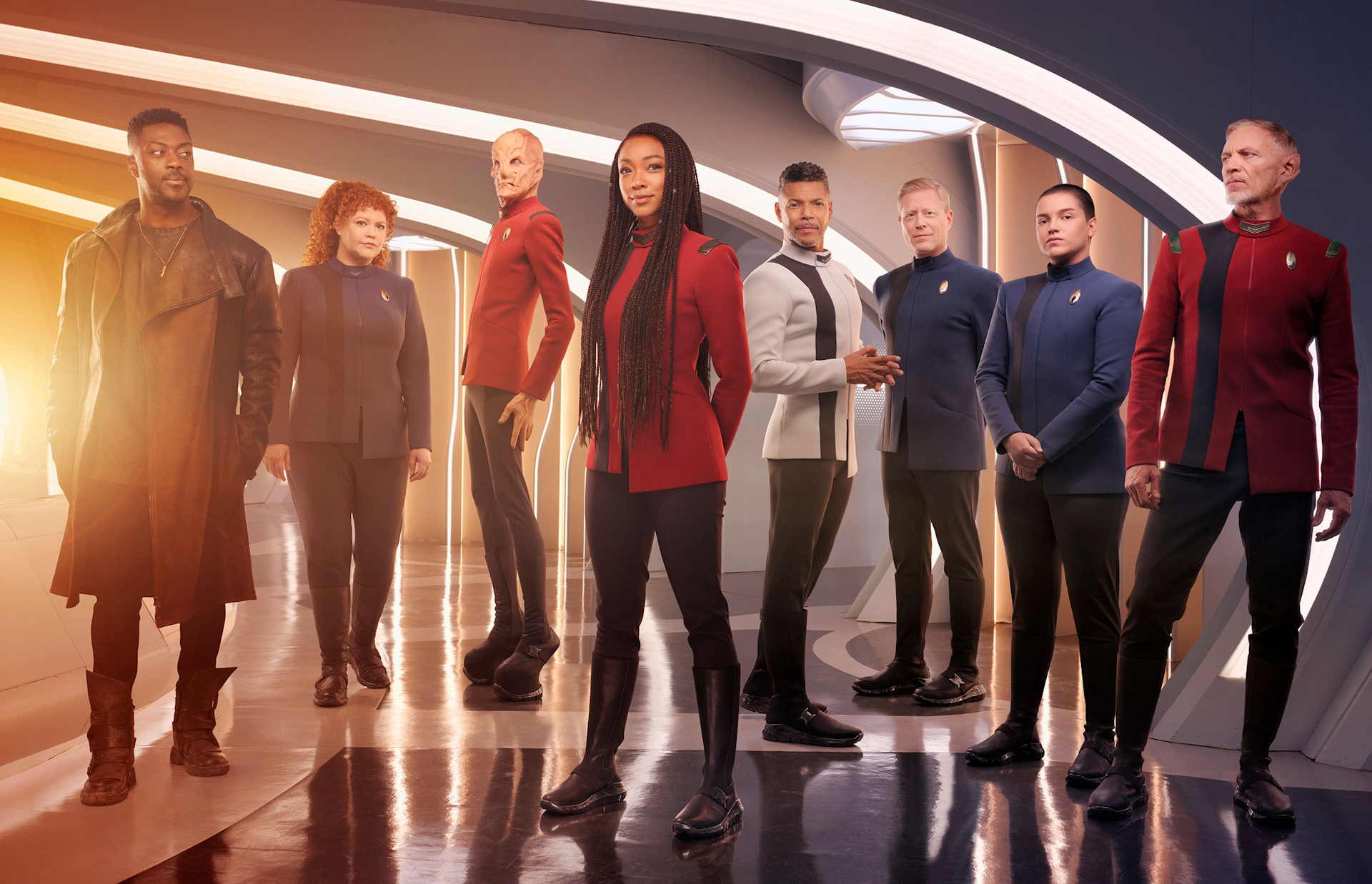 Promo photo for Star Trek: Discovery Season 5 showing the main cast in costume.