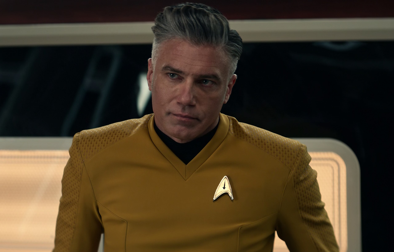 Still frame from Star Trek: Strange New Worlds Season 2 (2023) showing Captain Pike.