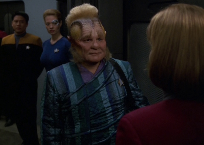 Still frame from Star Trek: Voyager showing Neelix preparing to disembark.