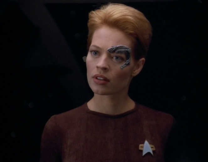 Still frame from Star Trek: Voyager showing Seven of Nine (looking surprised).