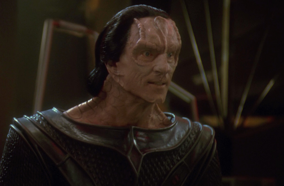 Still frame from What We Left Behind: Looking Back at Star Trek: Deep Space Nine showing Gul Dukat (in HD).