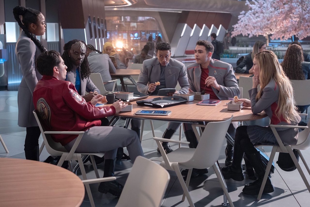 Promo photo for Star Trek: Starfleet Academy showing cadets in the cafeteria.