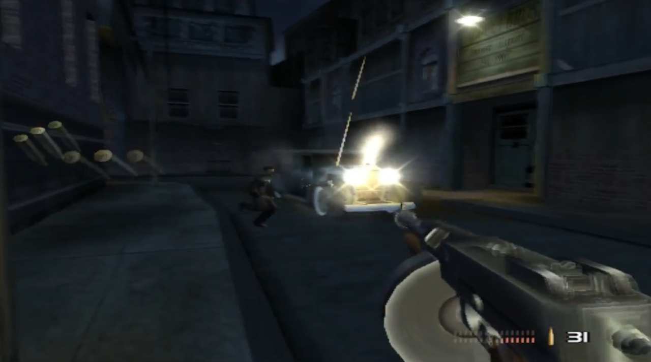 Screenshot of TimeSplitters 2 showing a tommy gun, a car, and the game's 1930s Chicago level.