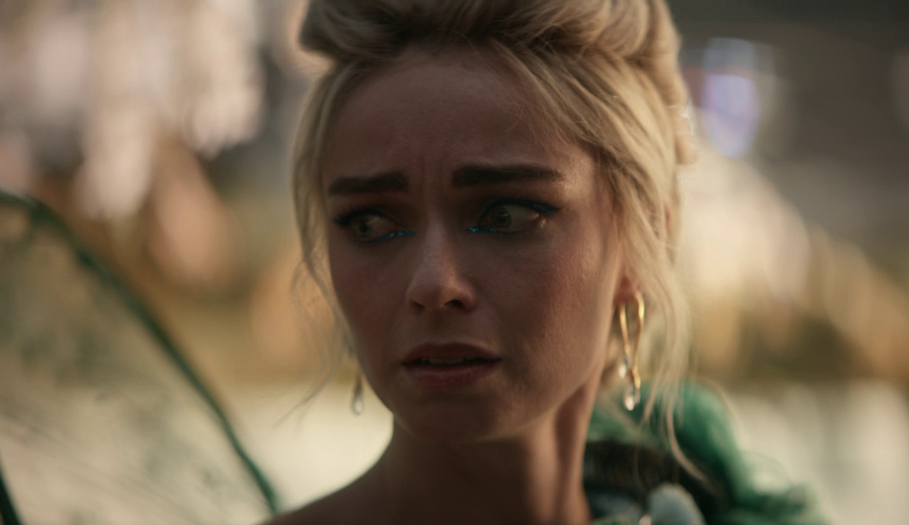 Still frame from Star Trek: Strange New Worlds 3x02 Wedding Bell Blues showing Nurse Chapel at the altar.