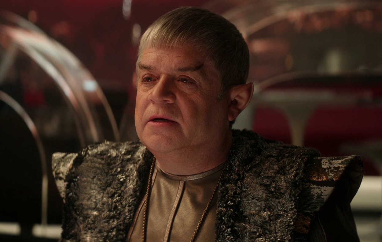 Still frame from Star Trek: Strange New Worlds, 3x08, Four-and-a-Half Vulcans showing Doug.