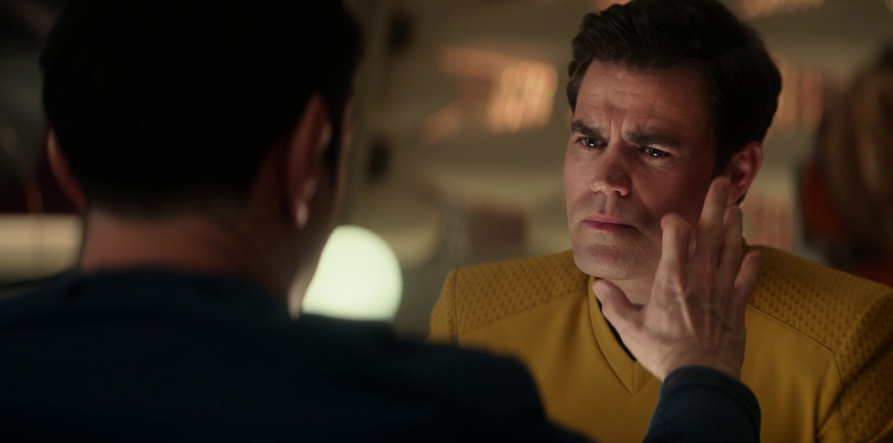 Still frame from Star Trek: Strange New Worlds 3x10 (New Life and New Civilizations) showing Spock about to mind-meld with Kirk.
