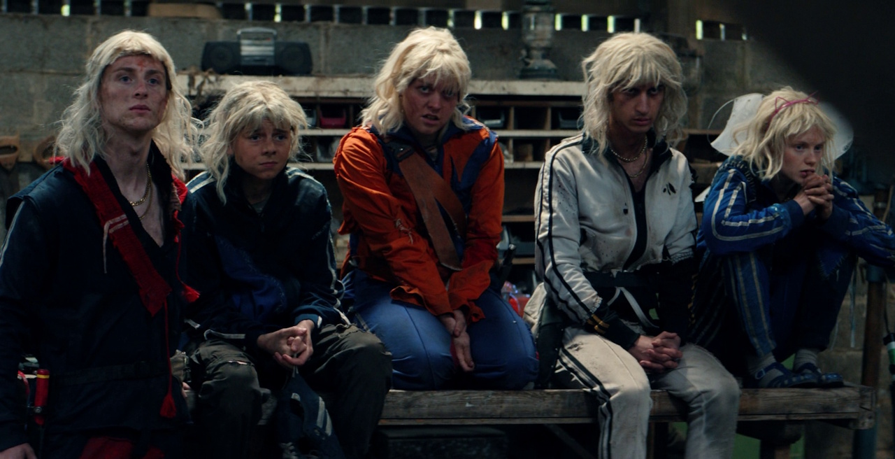 Still frame from 28 Years Later The Bone Temple showing the Jimmy gang