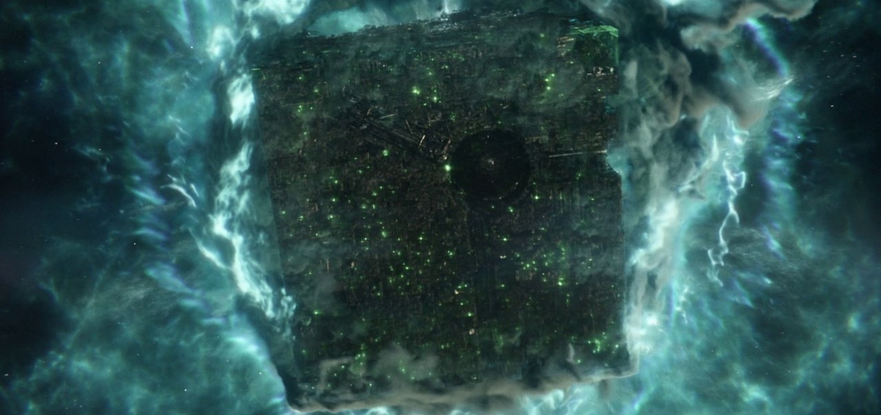 Still frame from Star Trek: Picard S1 showing the Artifact at transwarp.