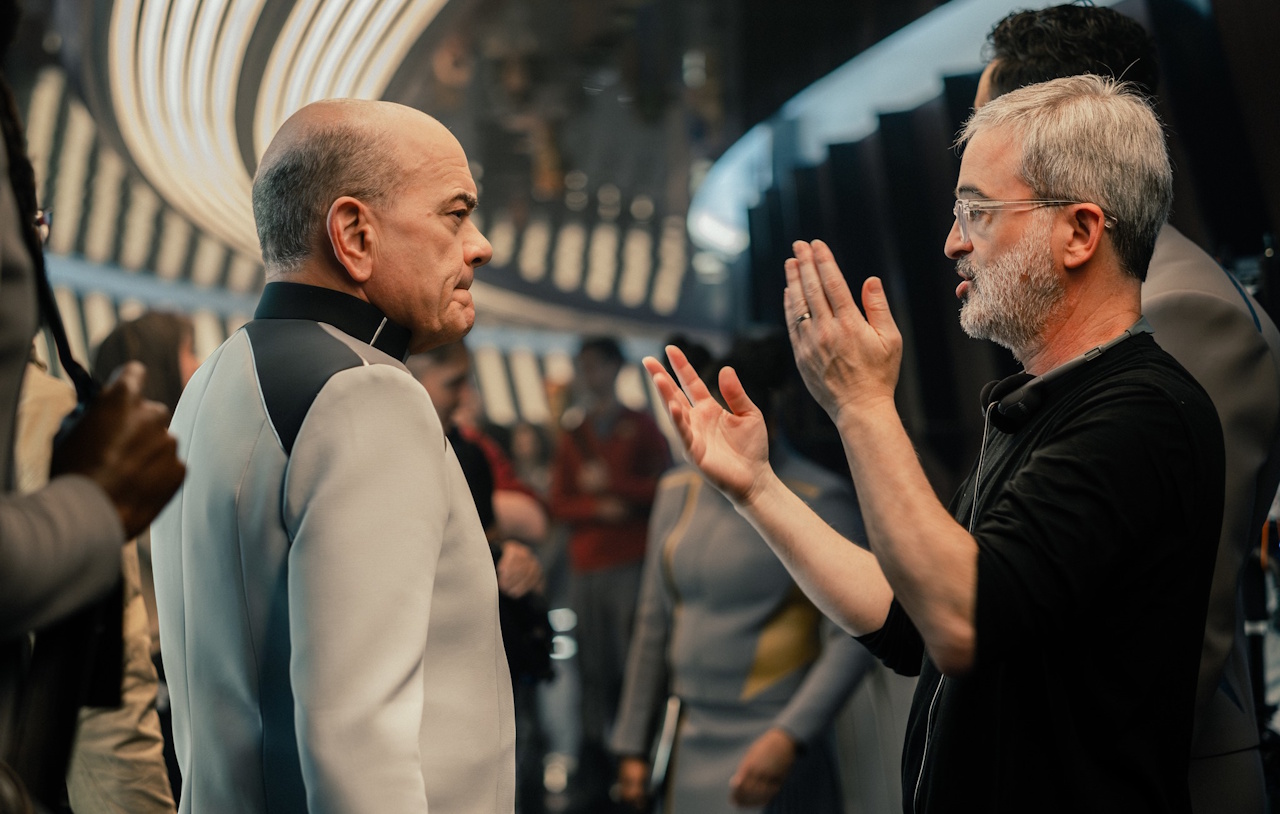 Behind-the-scenes photo from Star Trek SFA S1 showing Kurtzman and Picardo