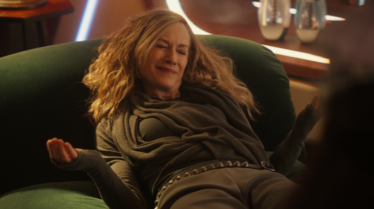 Still frame from Vitus Reflux showing Ake