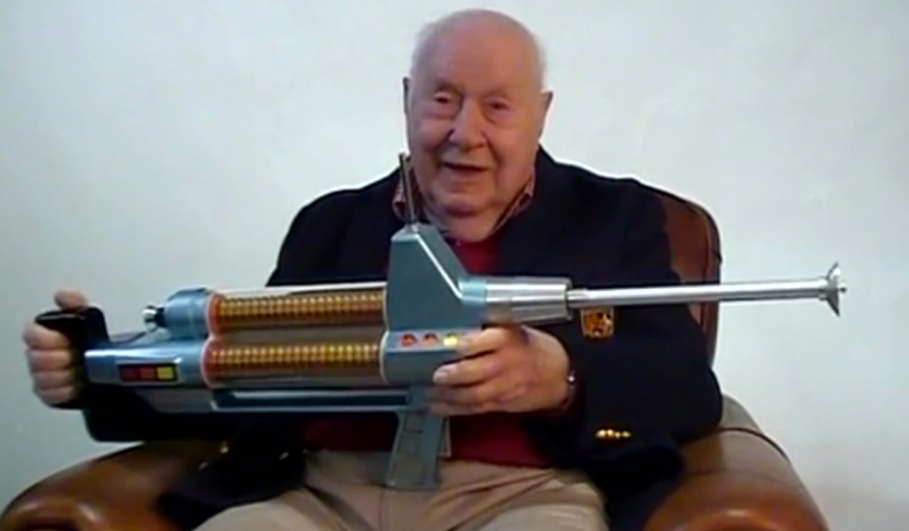Still frame from a YouTube video showing the Star Trek phaser rifle prop with its designer