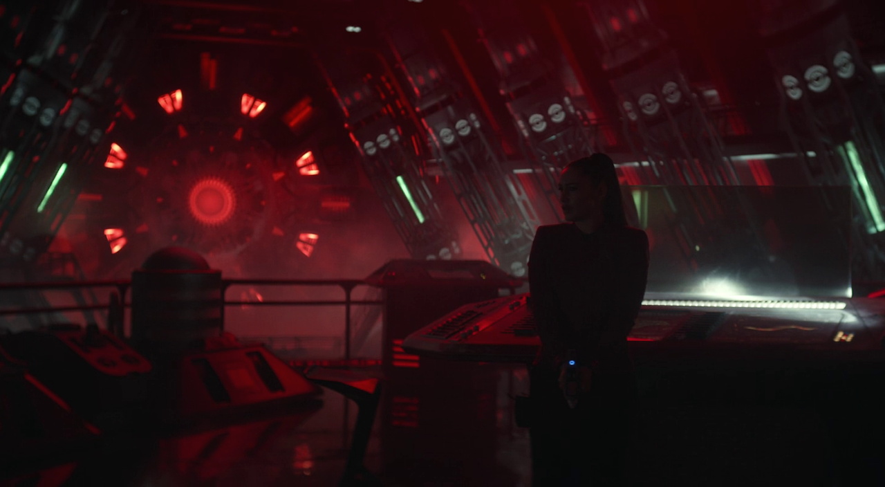 Still frame from Star Trek SNW 4x02 showing La'an in engineering