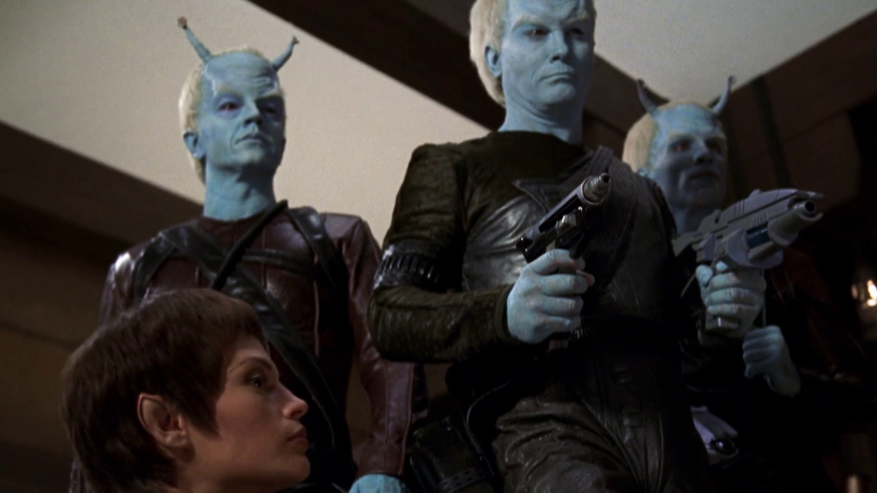 Still frame from Star Trek ENT 1x07 showing T'Pol, Shran, and the ambush