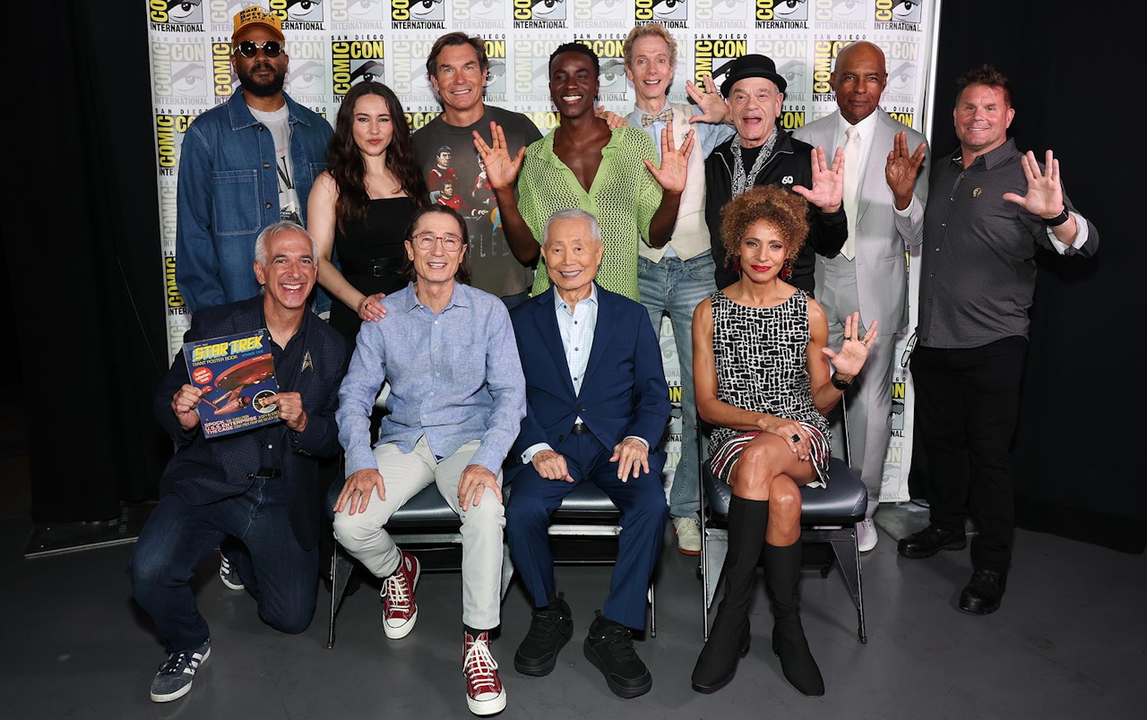 Photo from a Star Trek Comic-Con event showing actors from the franchise