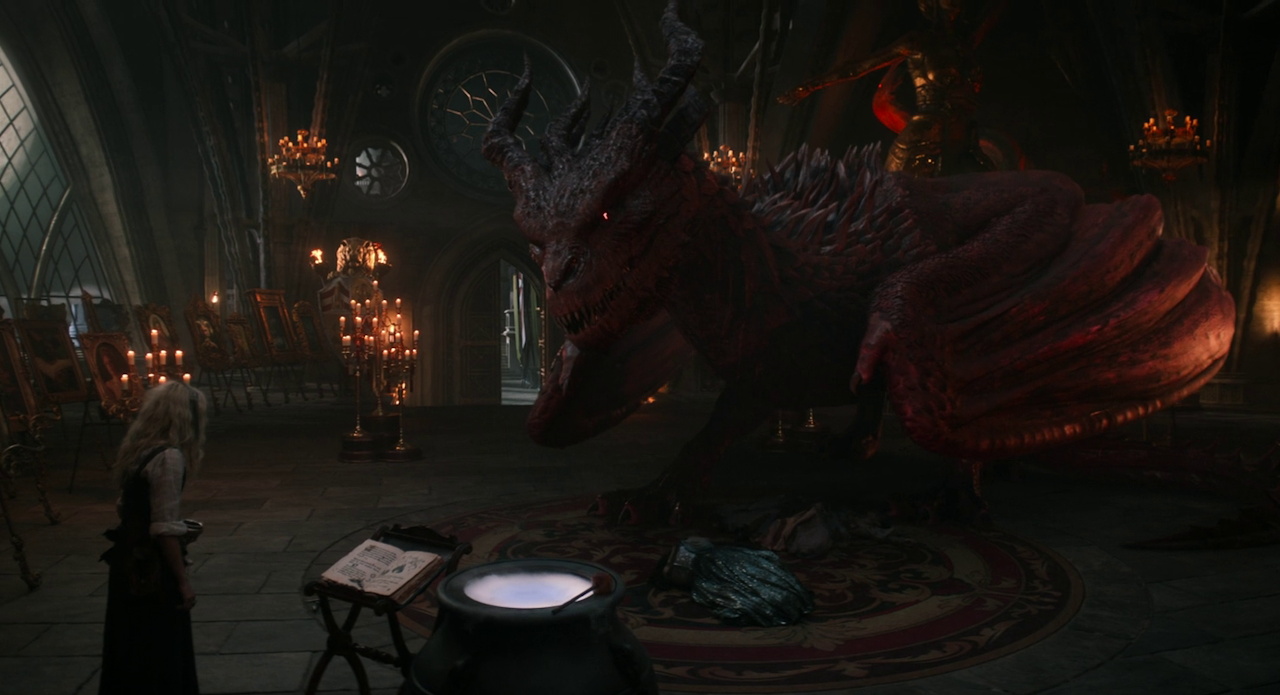 Still frame from Star Trek SNW 4x09 showing the Uhura-dragon