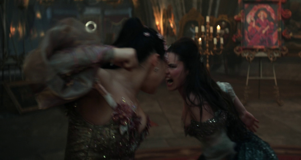 Still frame from Star Trek SNW 4x09 showing La'an taking on her doppelganger
