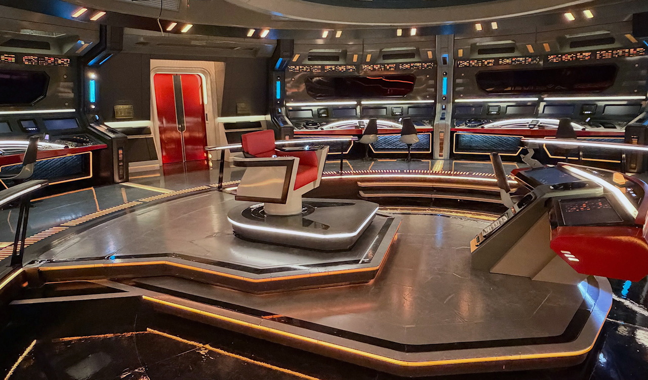 Behind-the-scenes photo from the set of Star Trek SNW S5 showing the empty bridge set