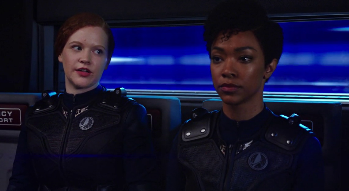 Still frame from Star Trek DIS 1x04 showing Tilly and Burnham